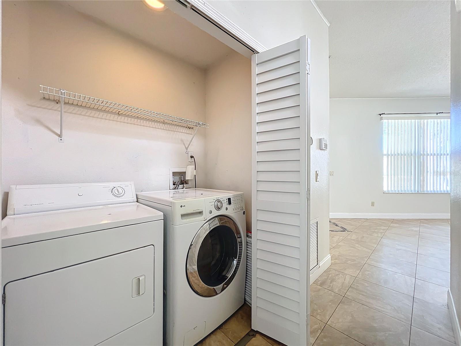 8079 Cloverglen Cir Property Photo 20