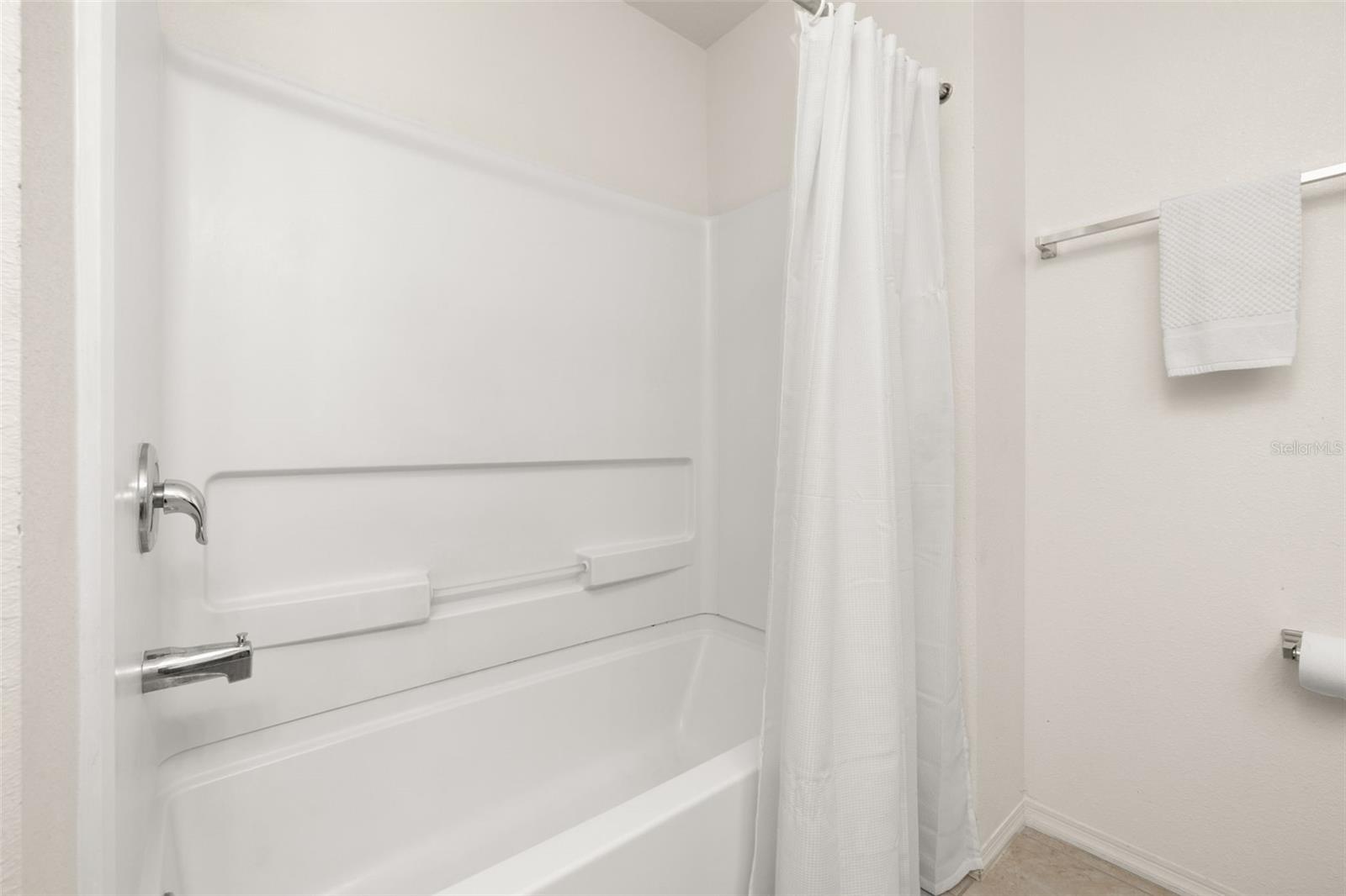 947 Emerald Green Ct Property Photo 31