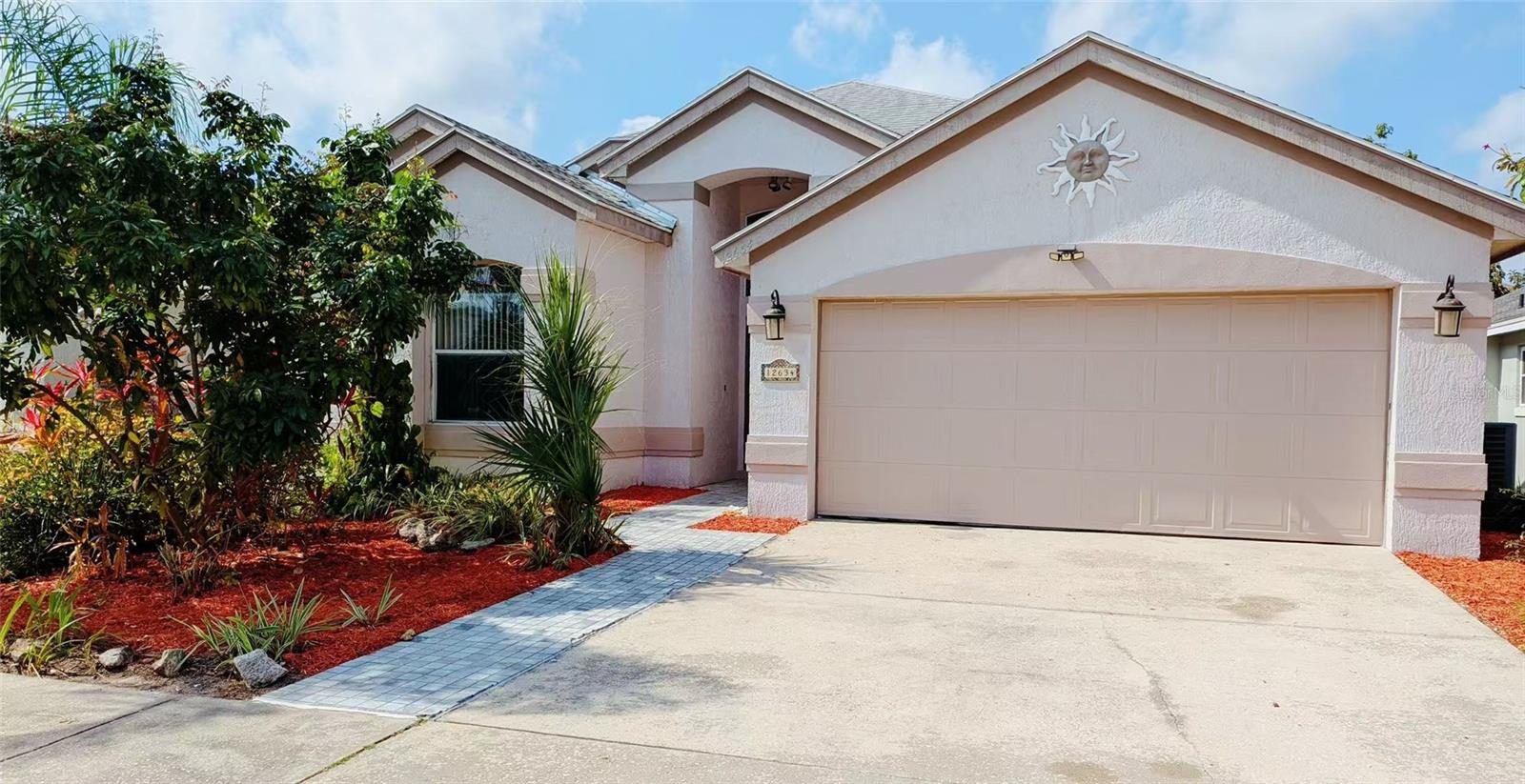 12634 Ringwood Ave Property Photo