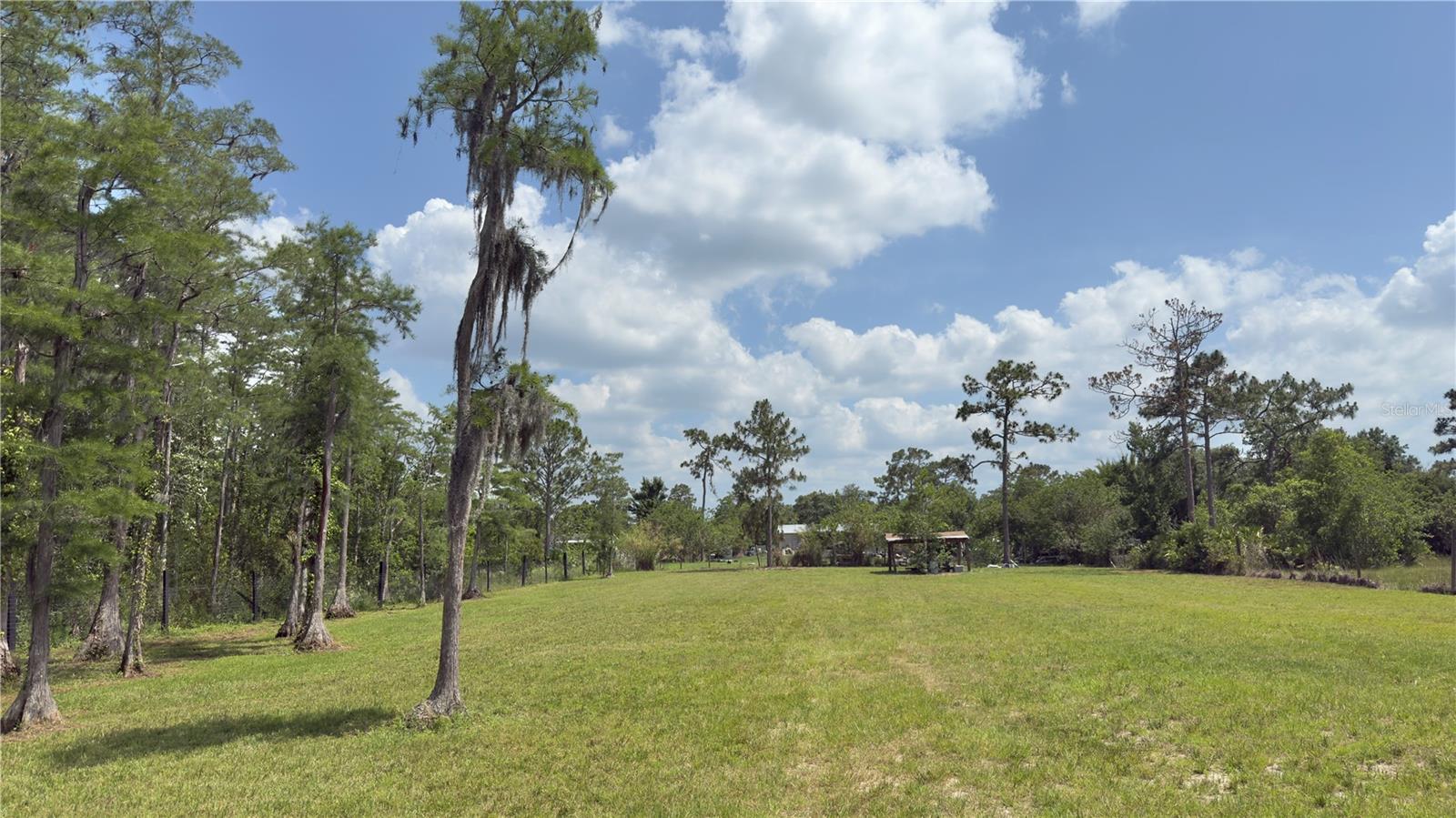 9460 Atlanta Dr Property Photo 1