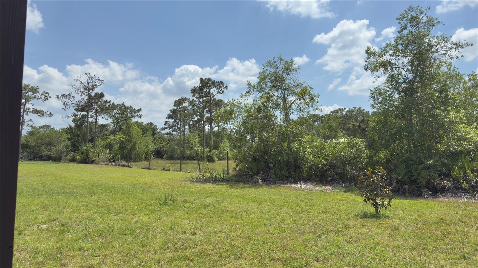 9460 Atlanta Dr Property Photo 7