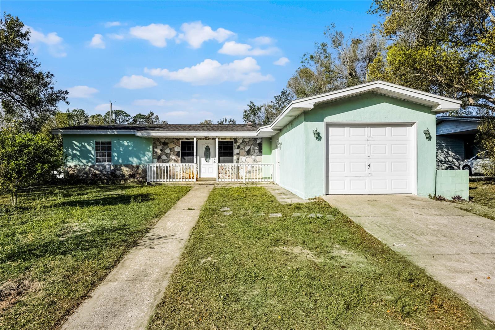 1102 Whitewood Dr Property Photo