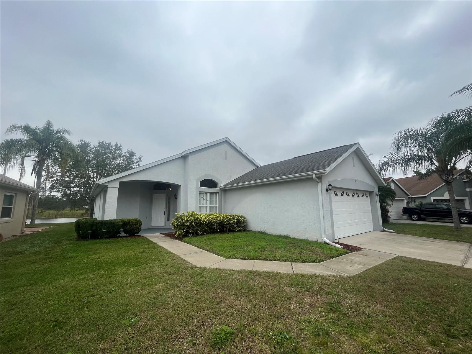13237 Mallard Cove Blvd Property Photo