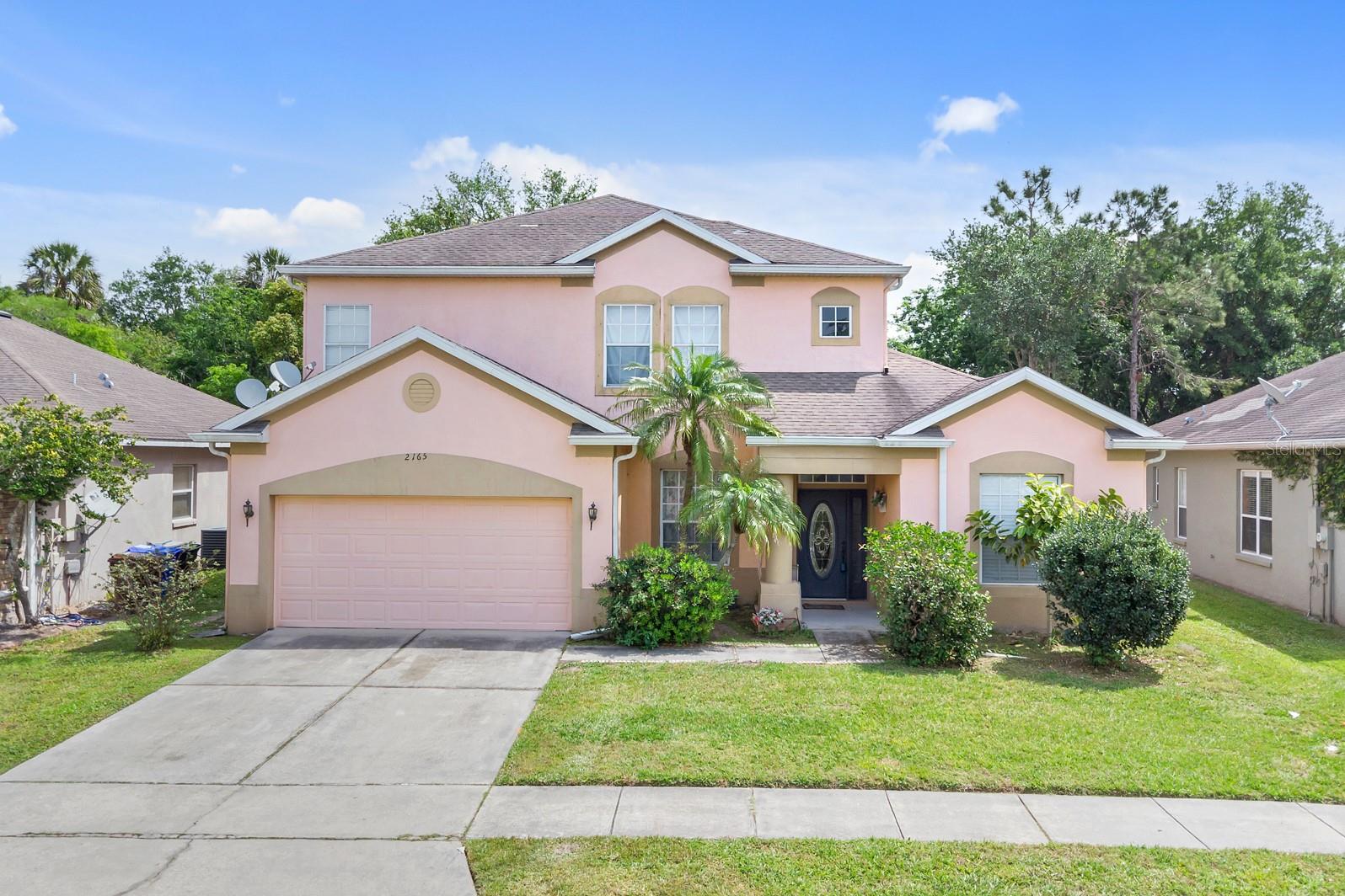 2165 The Oaks Blvd Property Photo 1