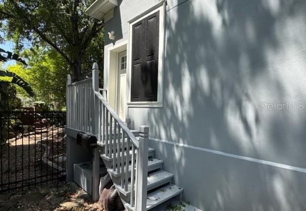 100 Acadia Ter #b Property Photo