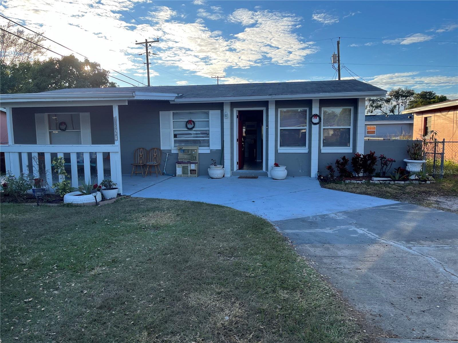 7624 Udine Ave Property Photo