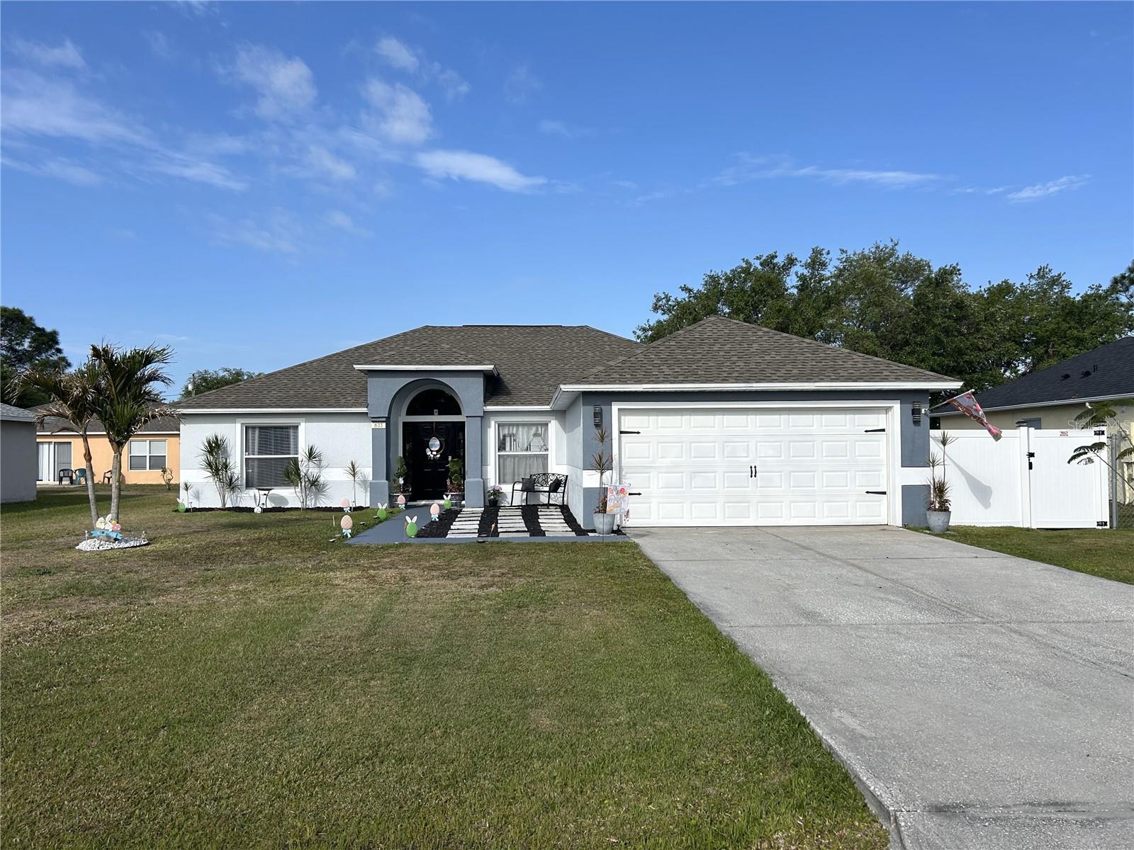 633 Kangaroo Dr Property Photo