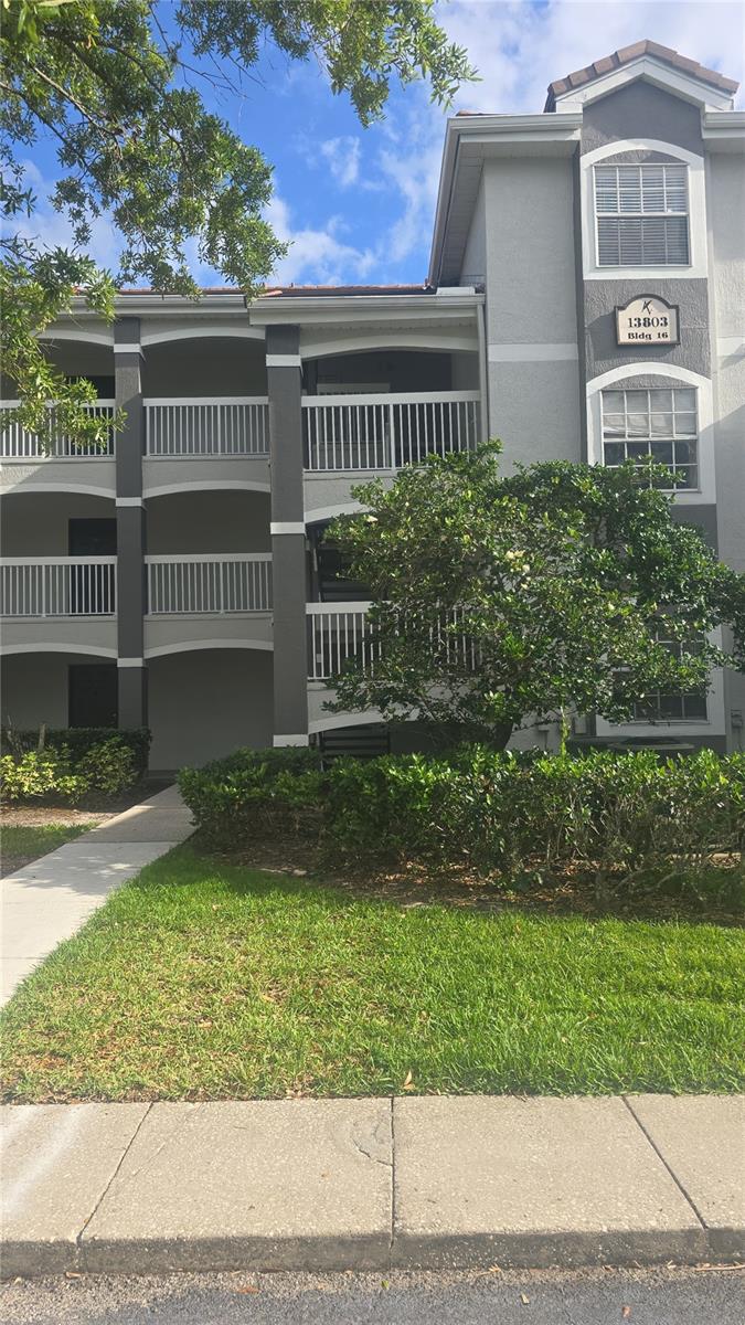 13803 Fairway Island Dr #1617 Property Photo