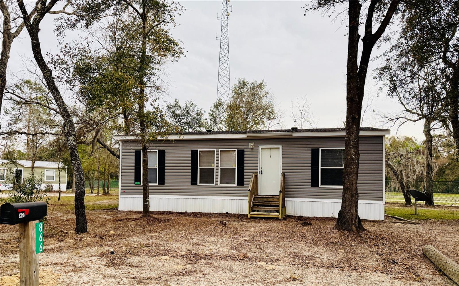 866 Se 40th Pl Property Photo