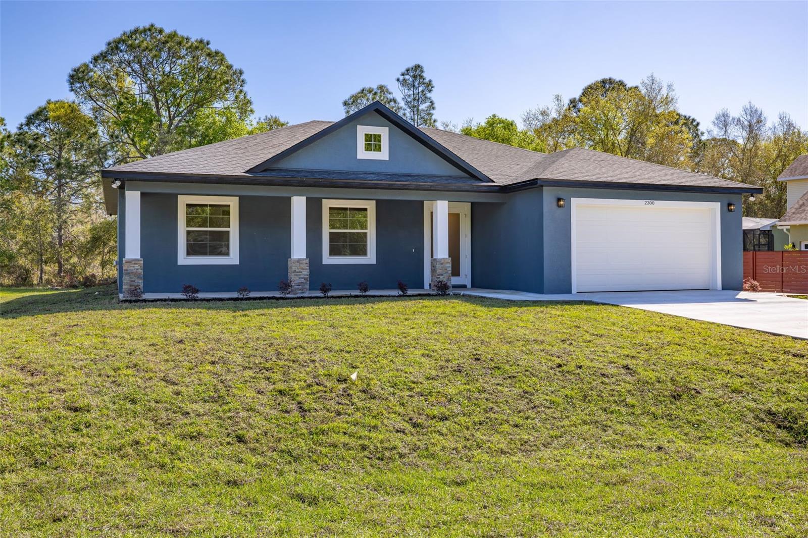 2300 N Monterey Rd Property Photo