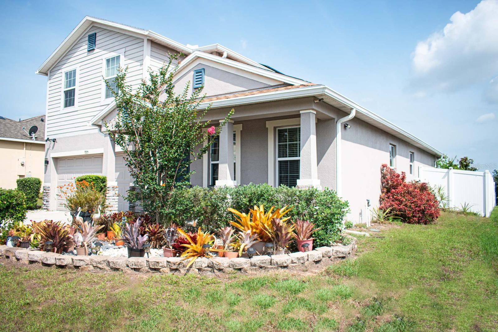 Davenport Elem Real Estate Listings Main Image