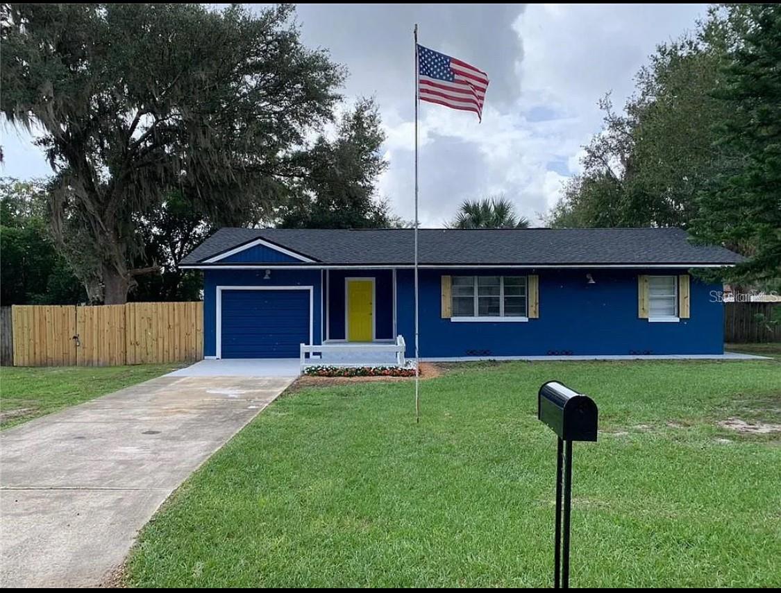 13 Volusia Dr Property Photo