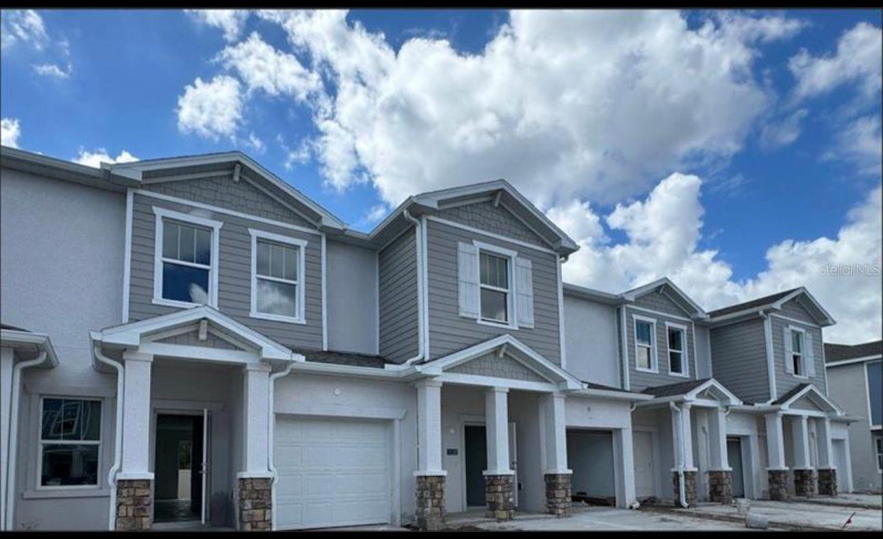 2592 Skyline Loop Property Photo