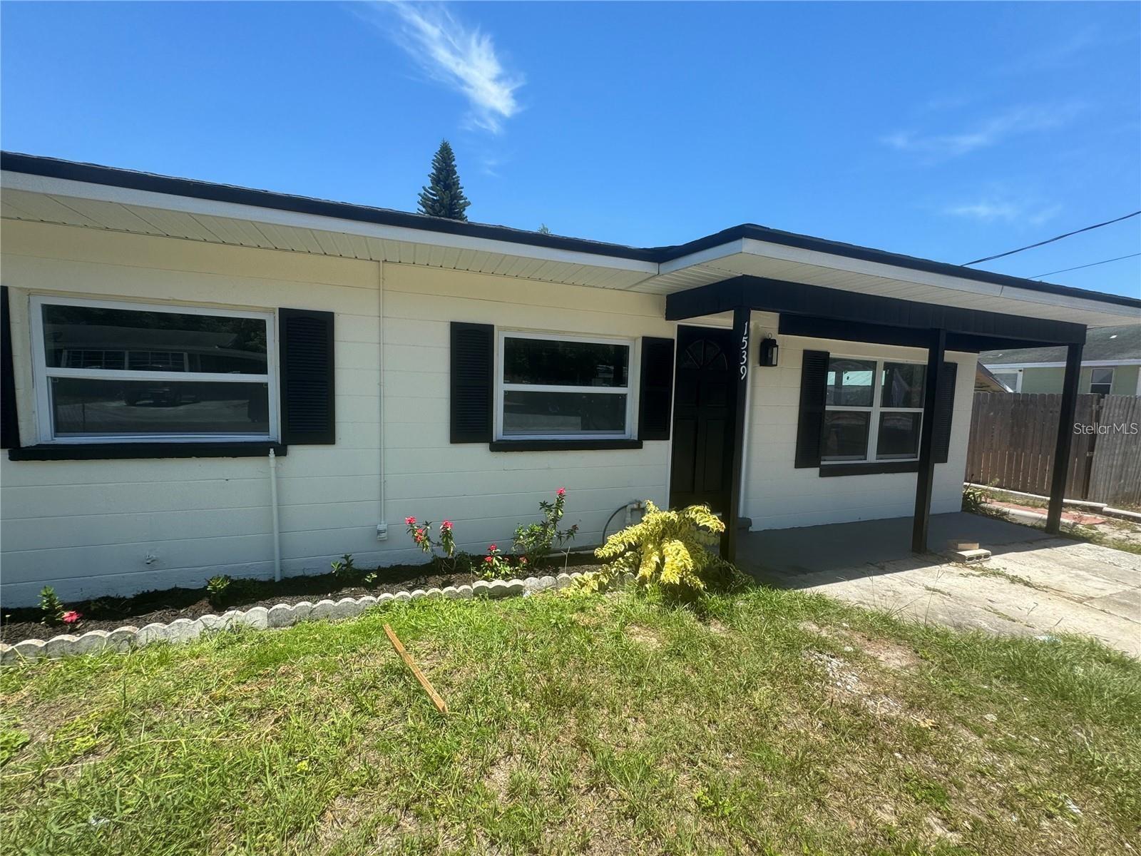1539 Roselawn St Sw Property Photo