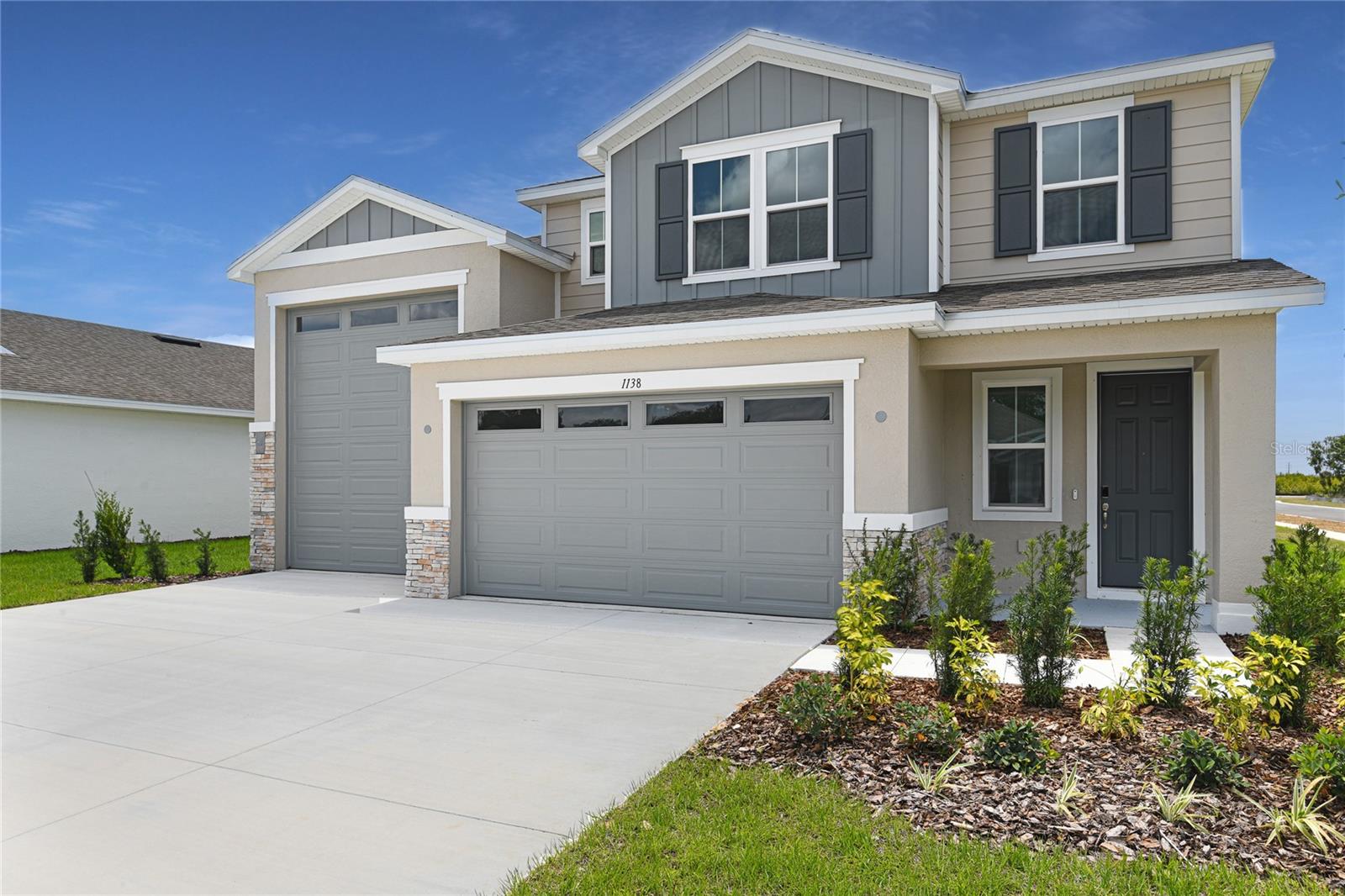 1138 Olivine Ave Property Photo