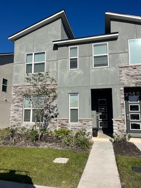 1672 TROPICAL PALMS CIR Property Photo 1