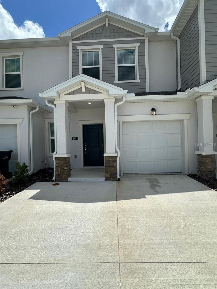 2414 Skyline Loop Property Photo