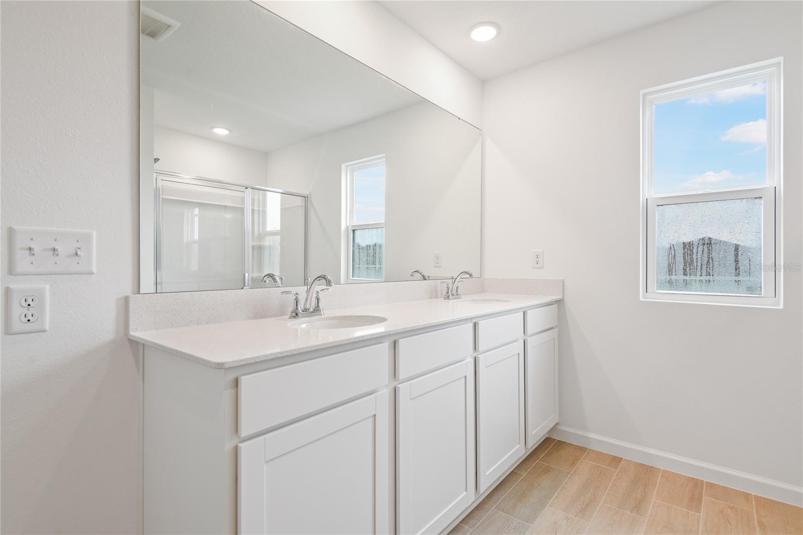 1035 Wisteria Way Property Photo 15