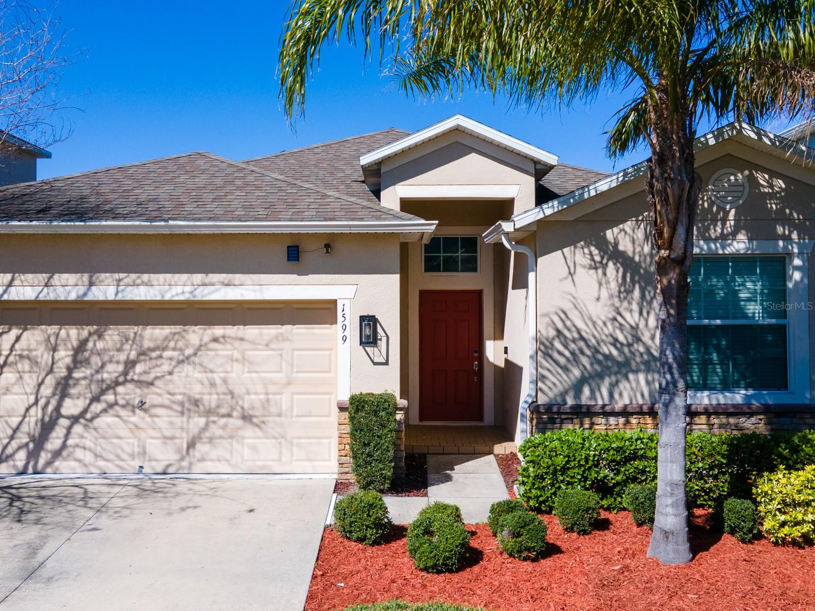 1599 Thetford Cir Property Photo