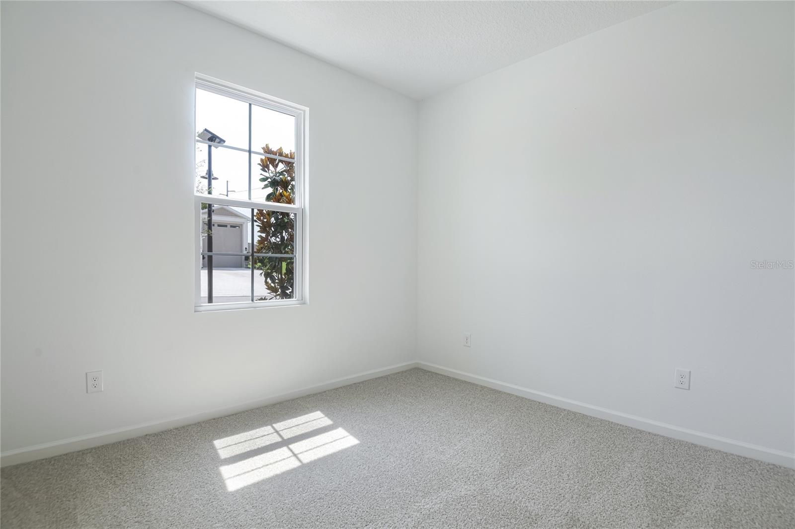 306 Alexandrite St Property Photo 9