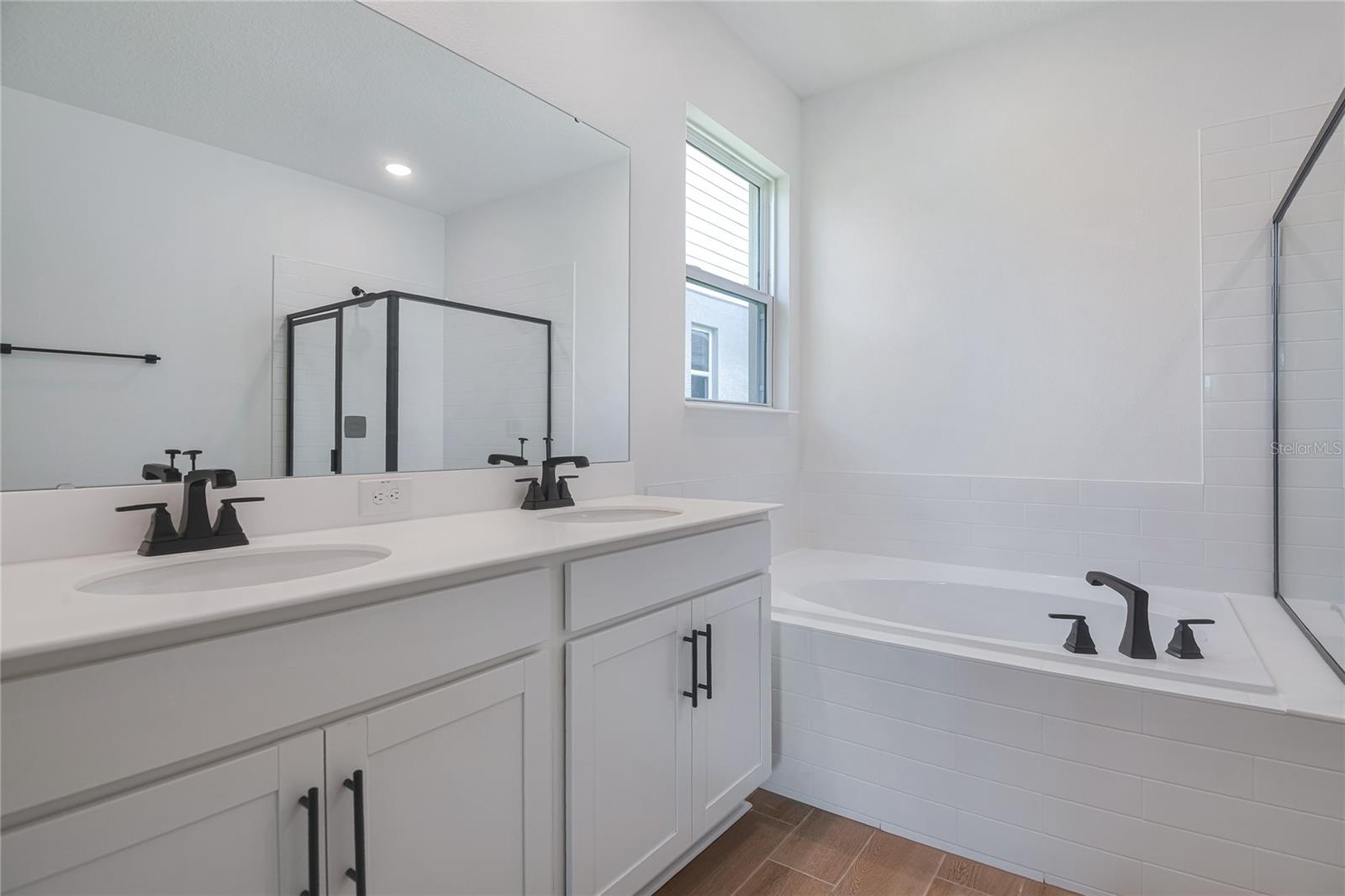 306 Alexandrite St Property Photo 13