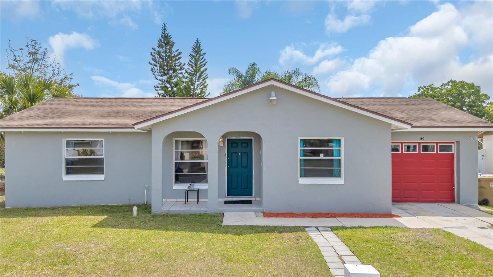156 Fiesta Dr Property Photo 1