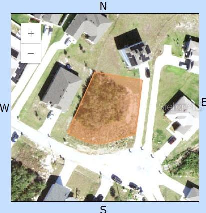 17 Larch Ln Property Photo 5