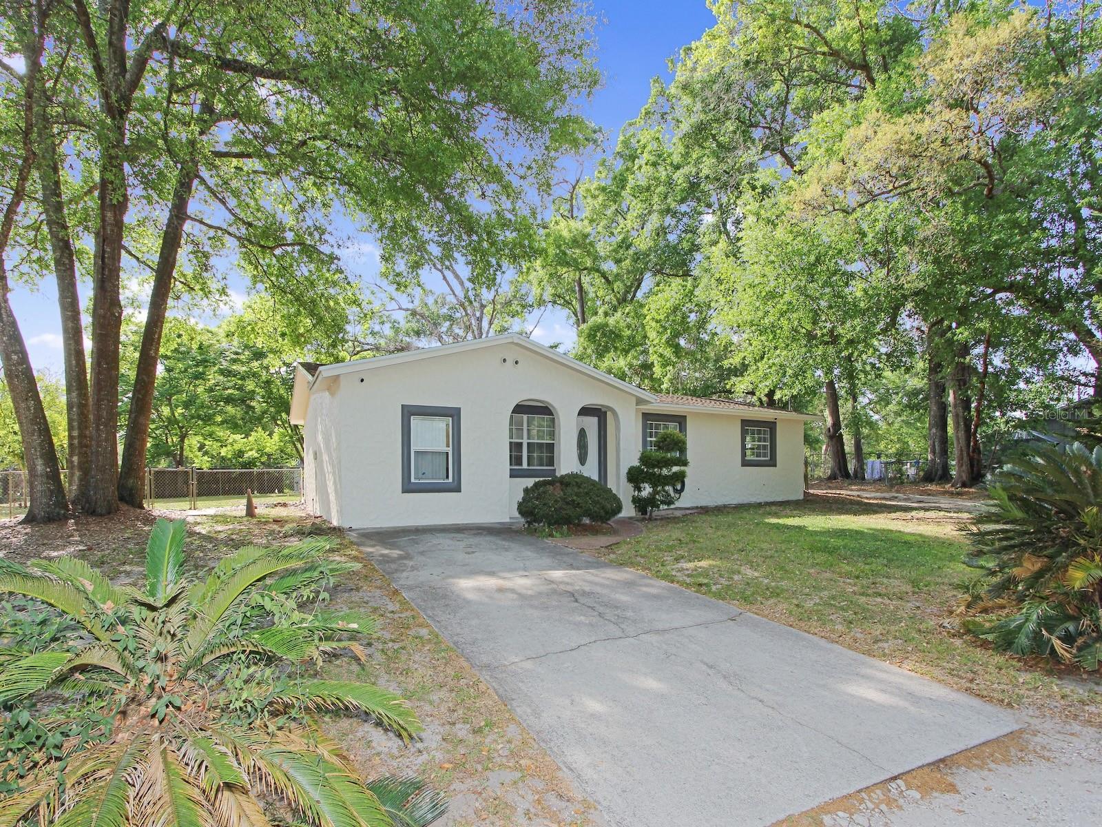 942 Haas Ave Property Photo