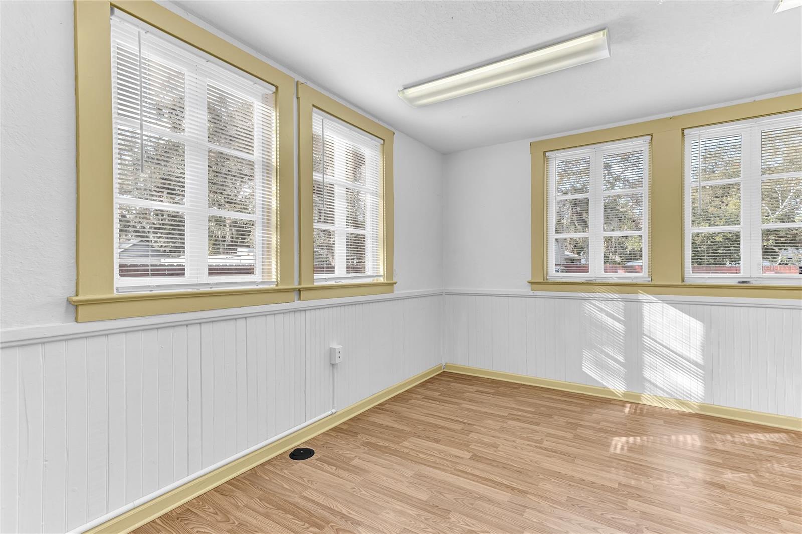 1007 Emmett St Property Photo 15