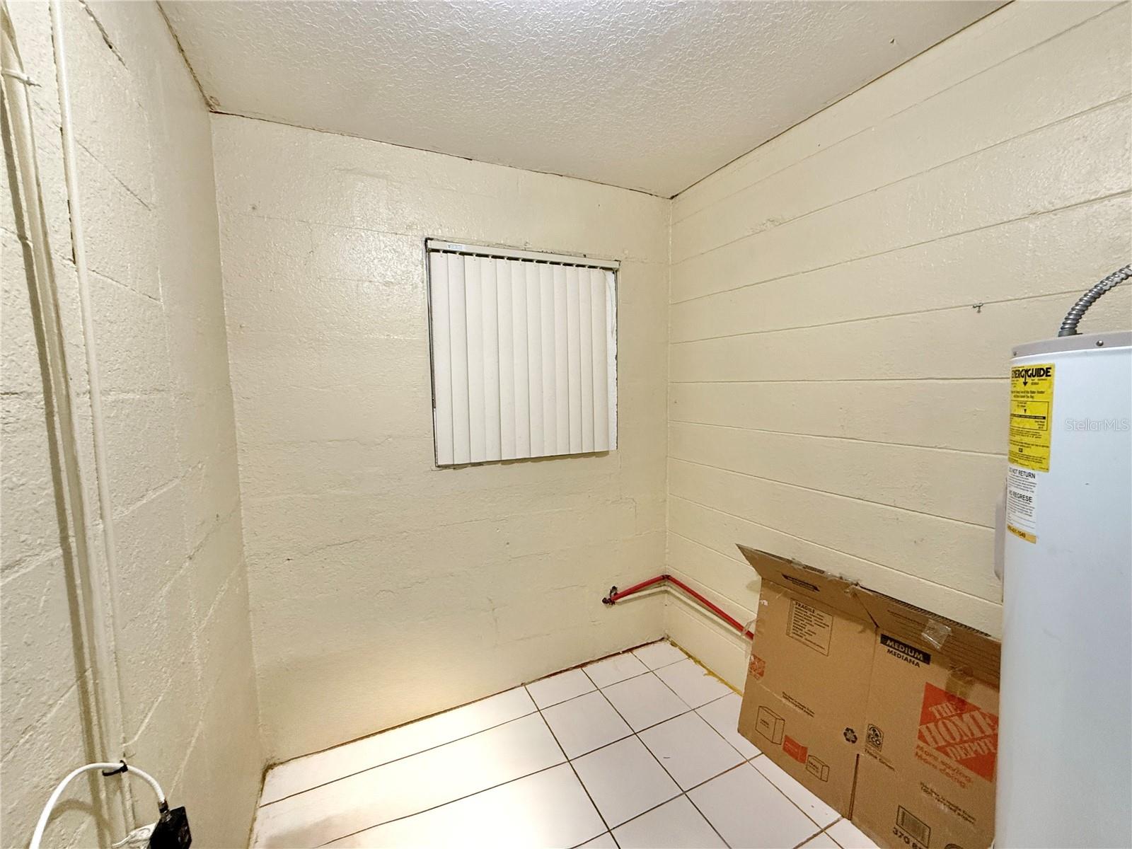 2720 W Vine St Property Photo 21