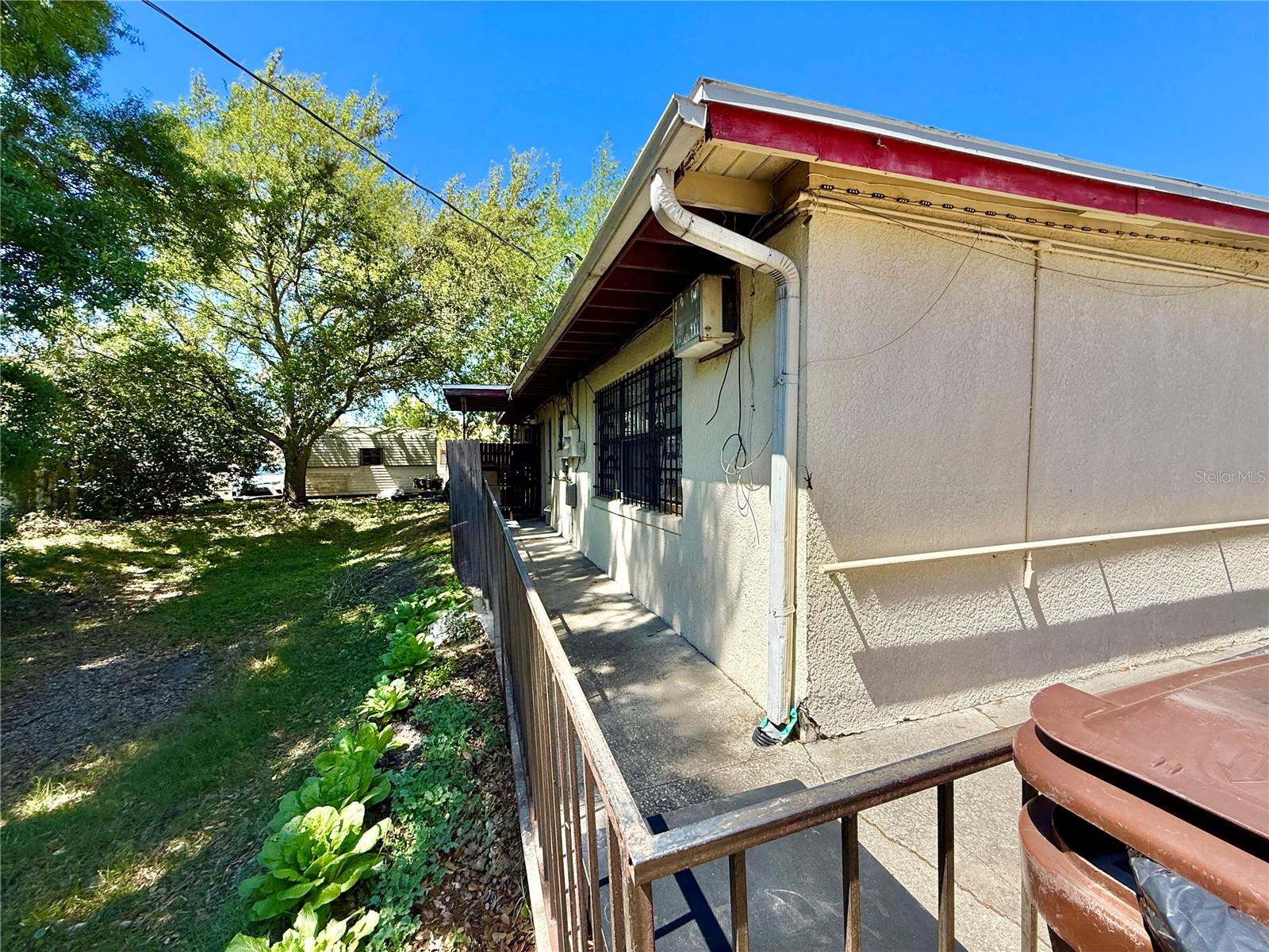 2720 W Vine St Property Photo 29