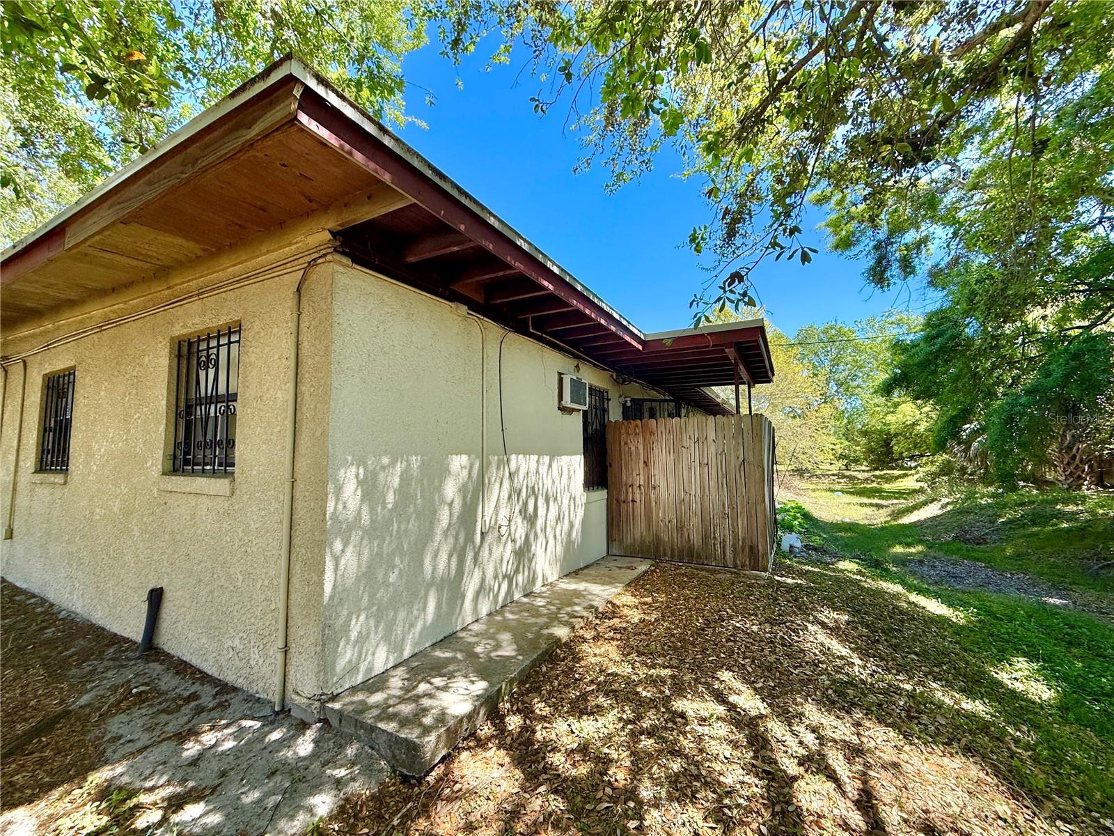 2720 W Vine St Property Photo 31
