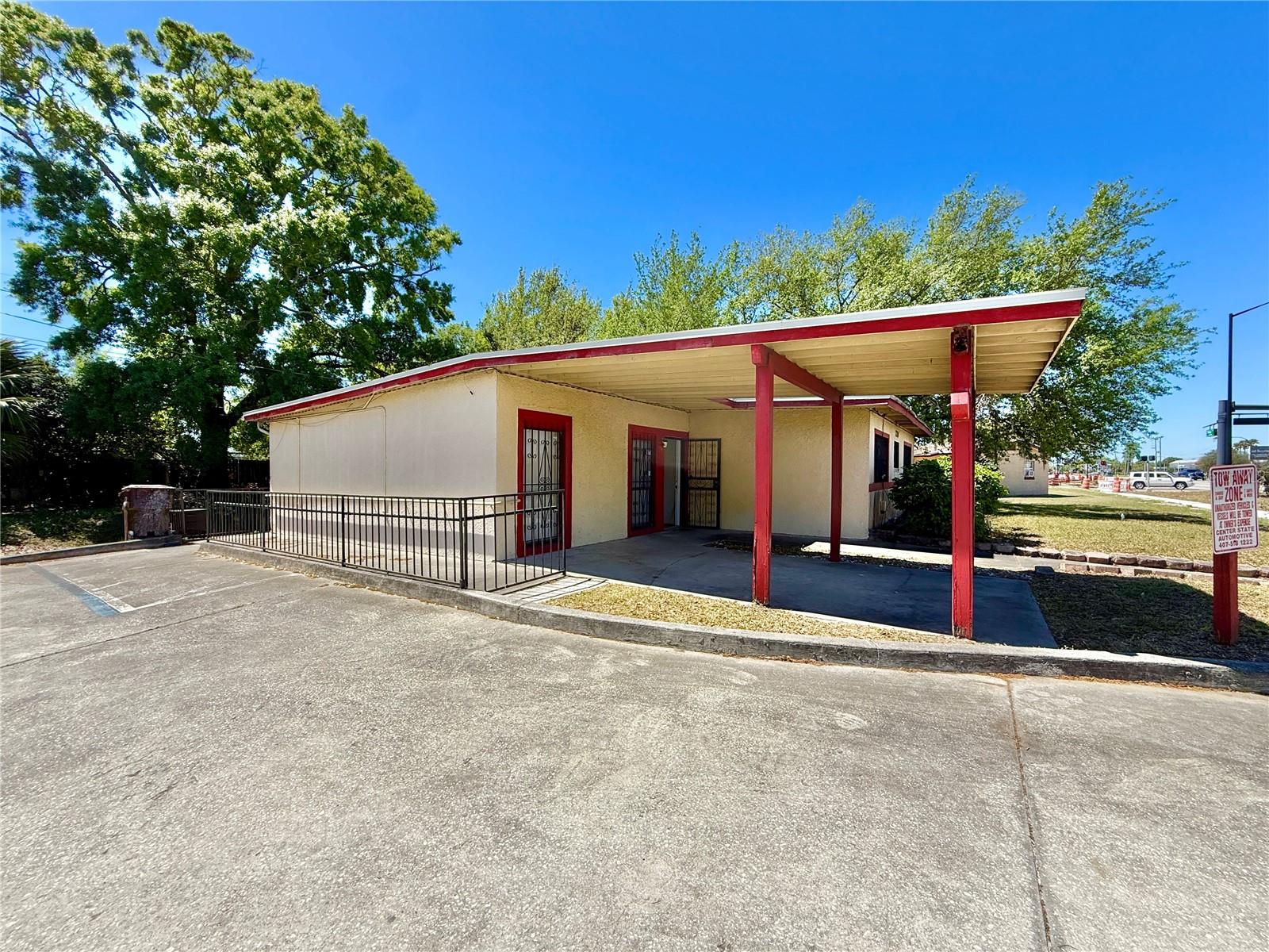 2720 W Vine St Property Photo 32