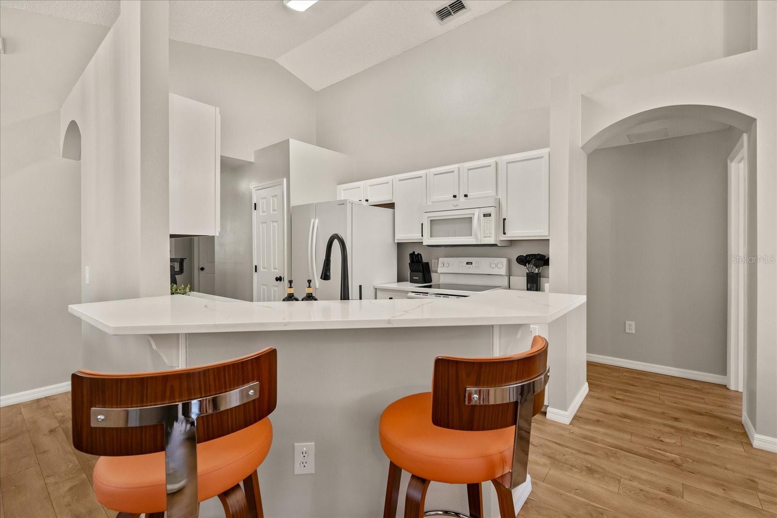 3103 Montserrat Way Property Photo 8