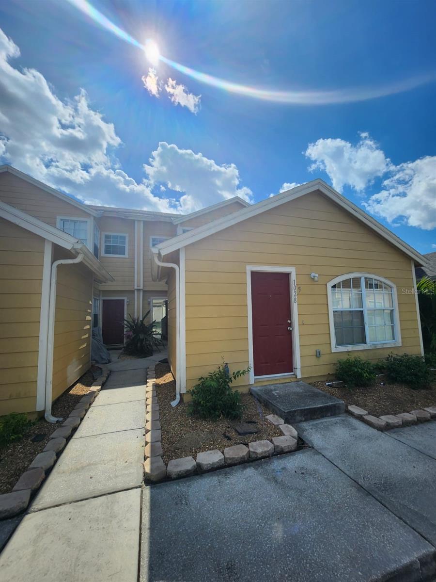 1028 Washington Palm Loop #a Property Photo