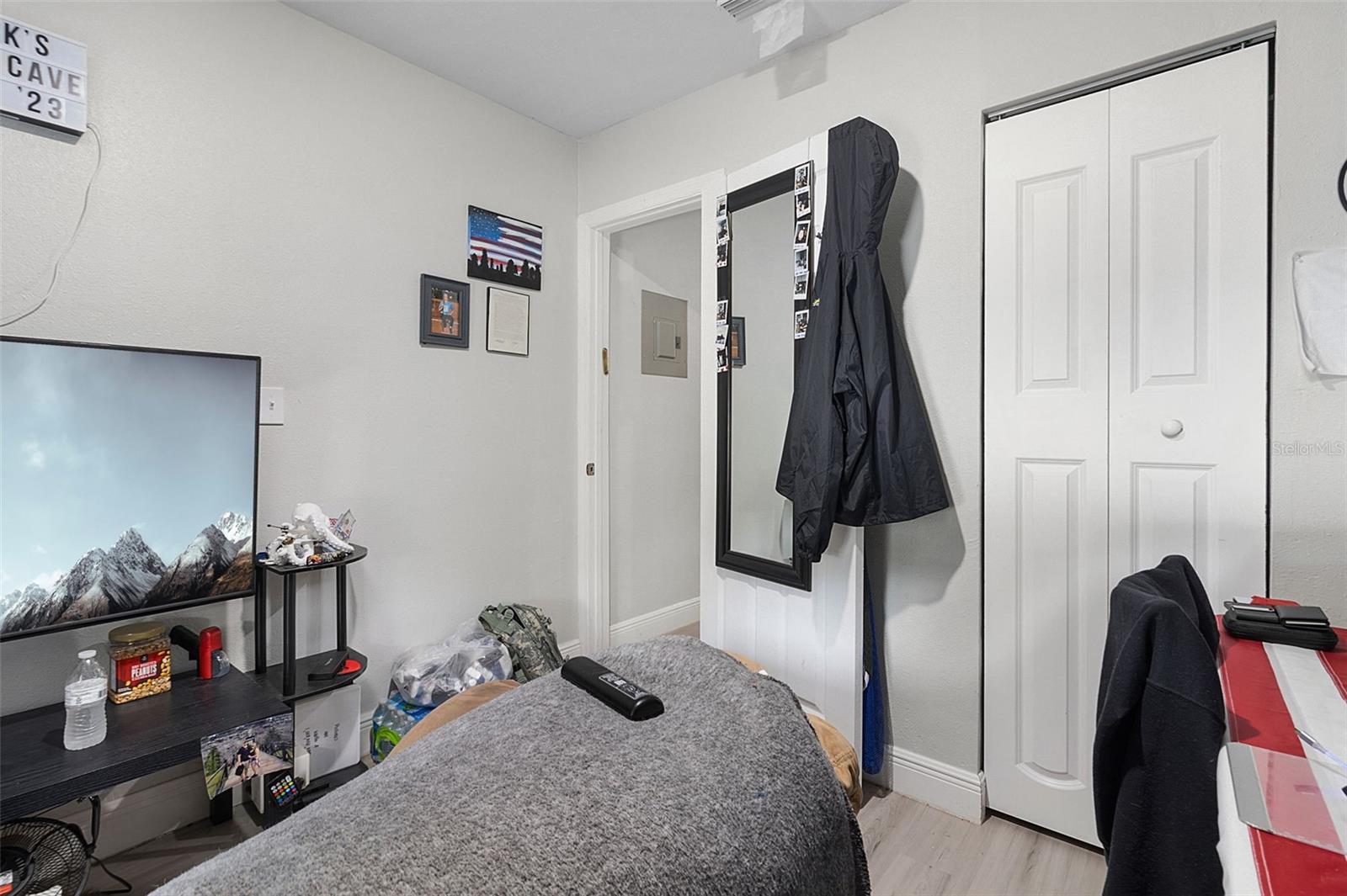 429 New York Ave Property Photo 37