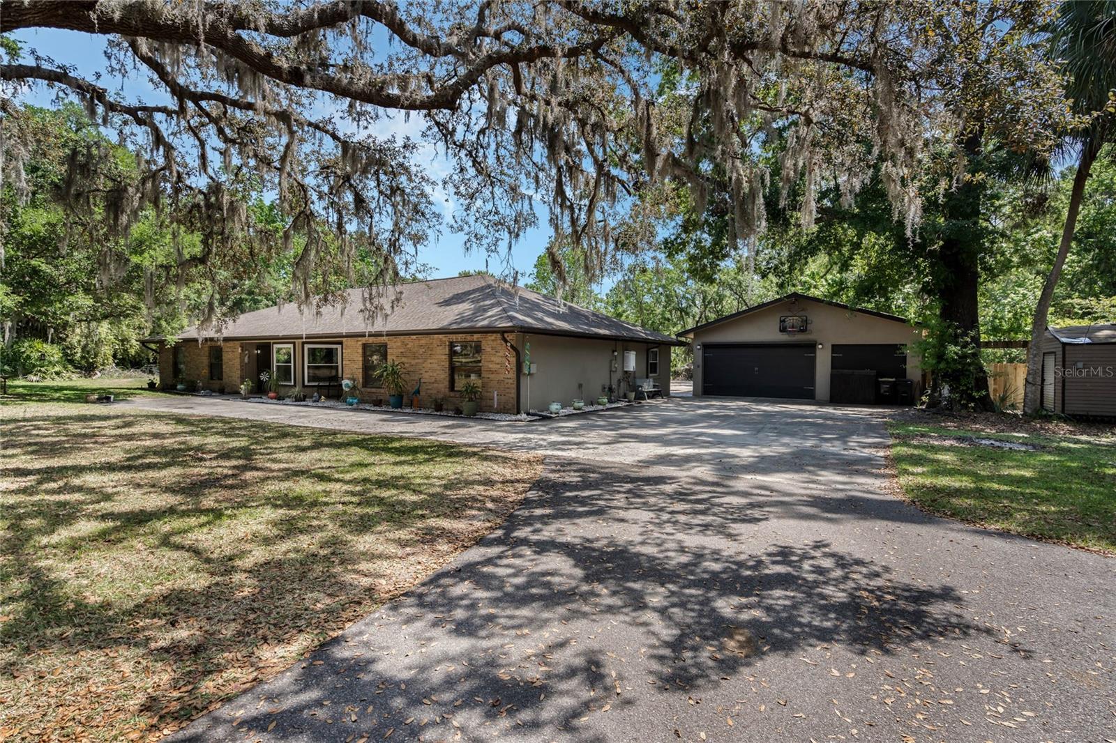 6340 Nelms Rd E Property Photo