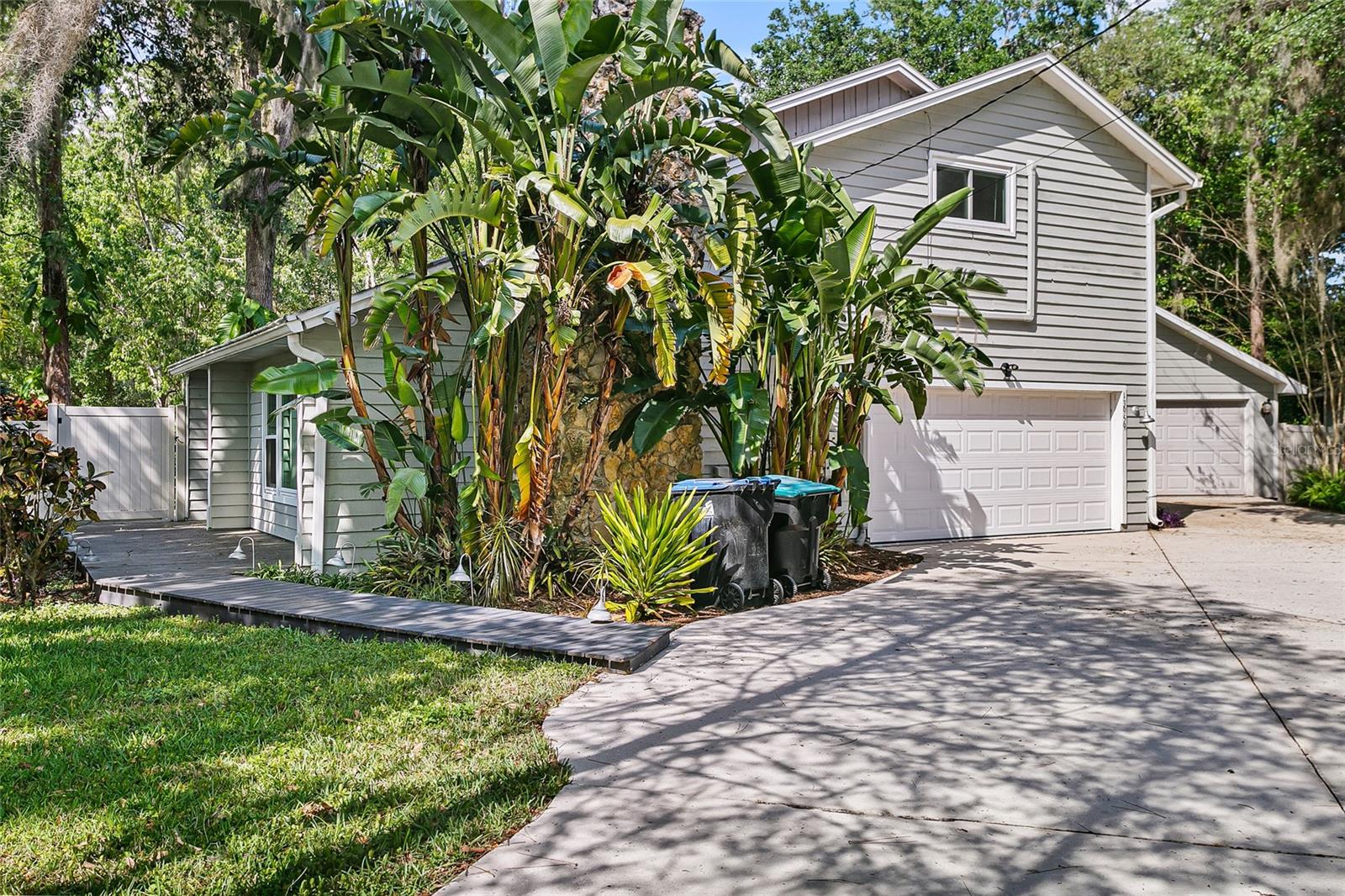 13959 Marine Dr Property Photo