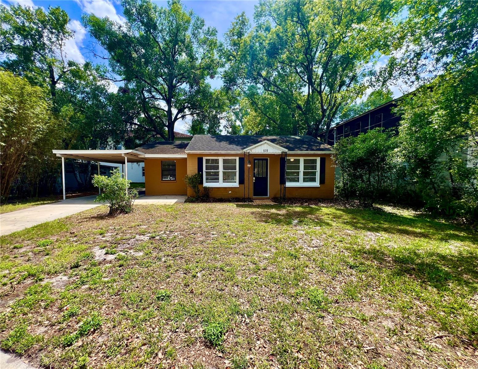 828 Shady Lane Dr Property Photo