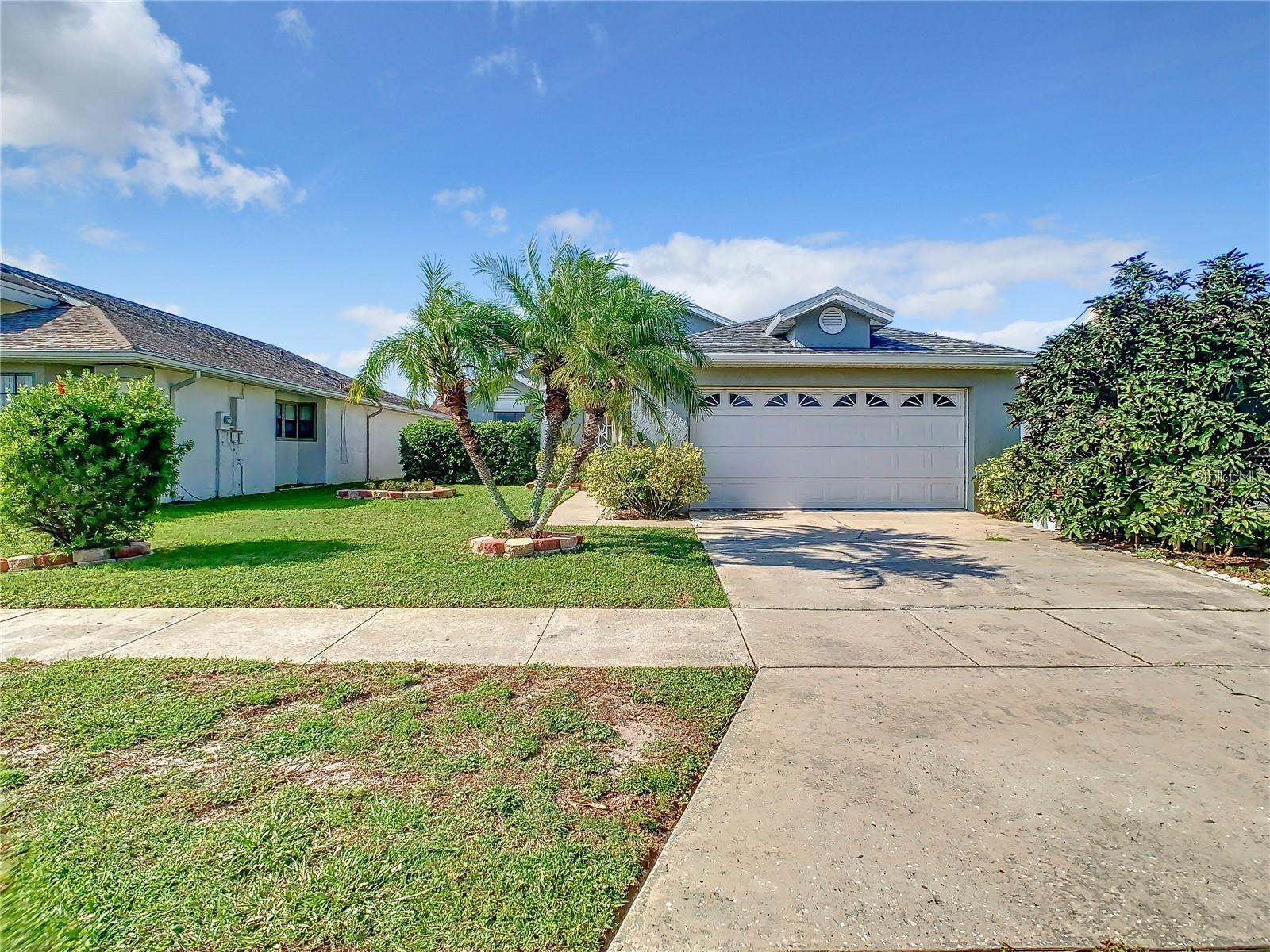832 Whalebone Bay Dr Property Photo
