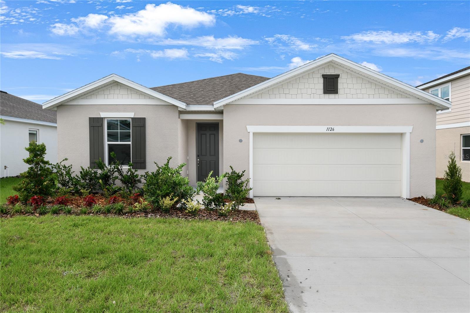 1126 Olivine Ave Property Photo