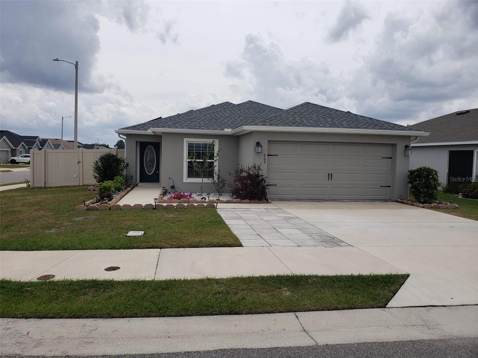 605 Vittorio Dr Property Photo