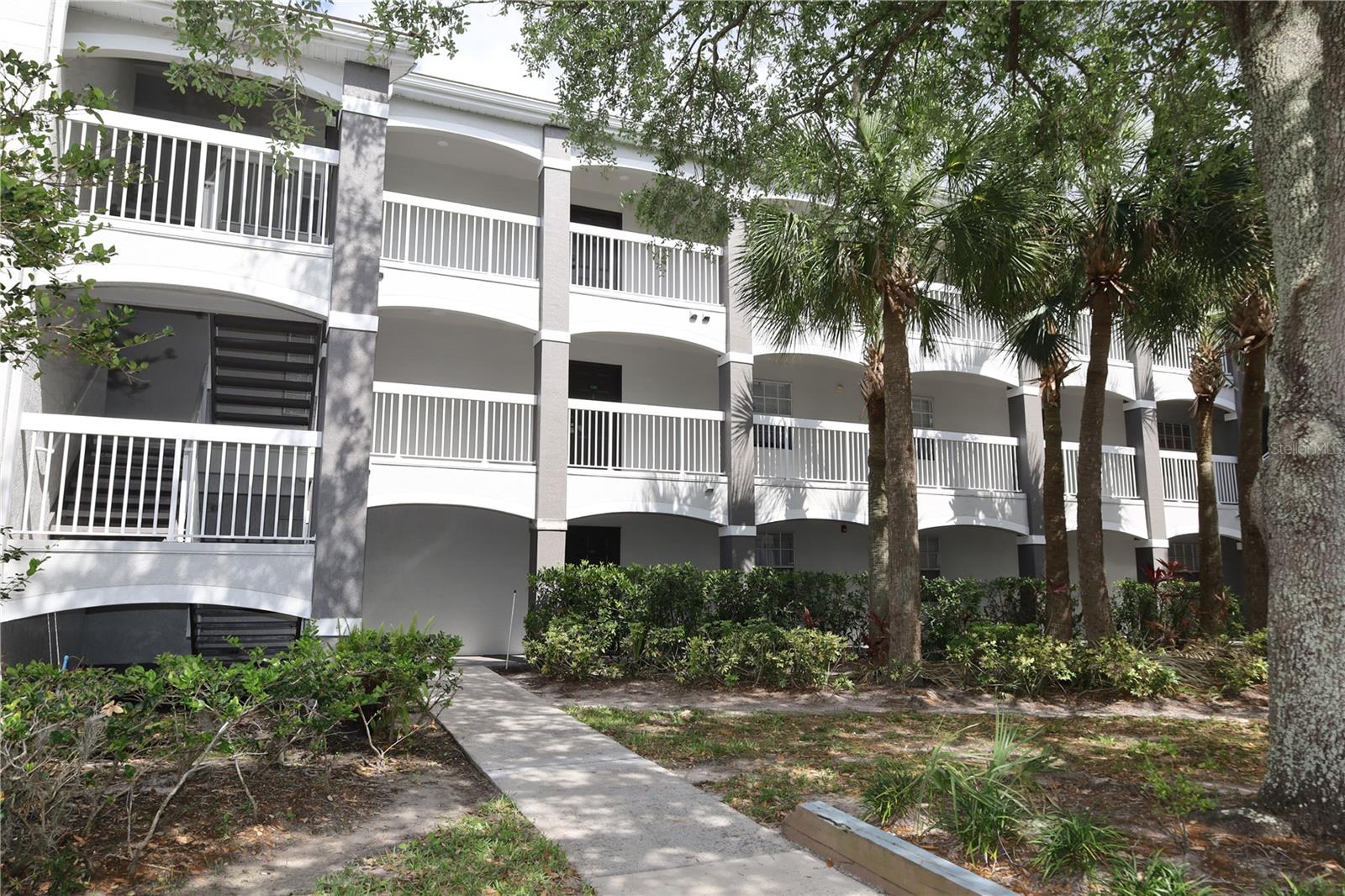 13838 Fairway Island Dr #1424 Property Photo