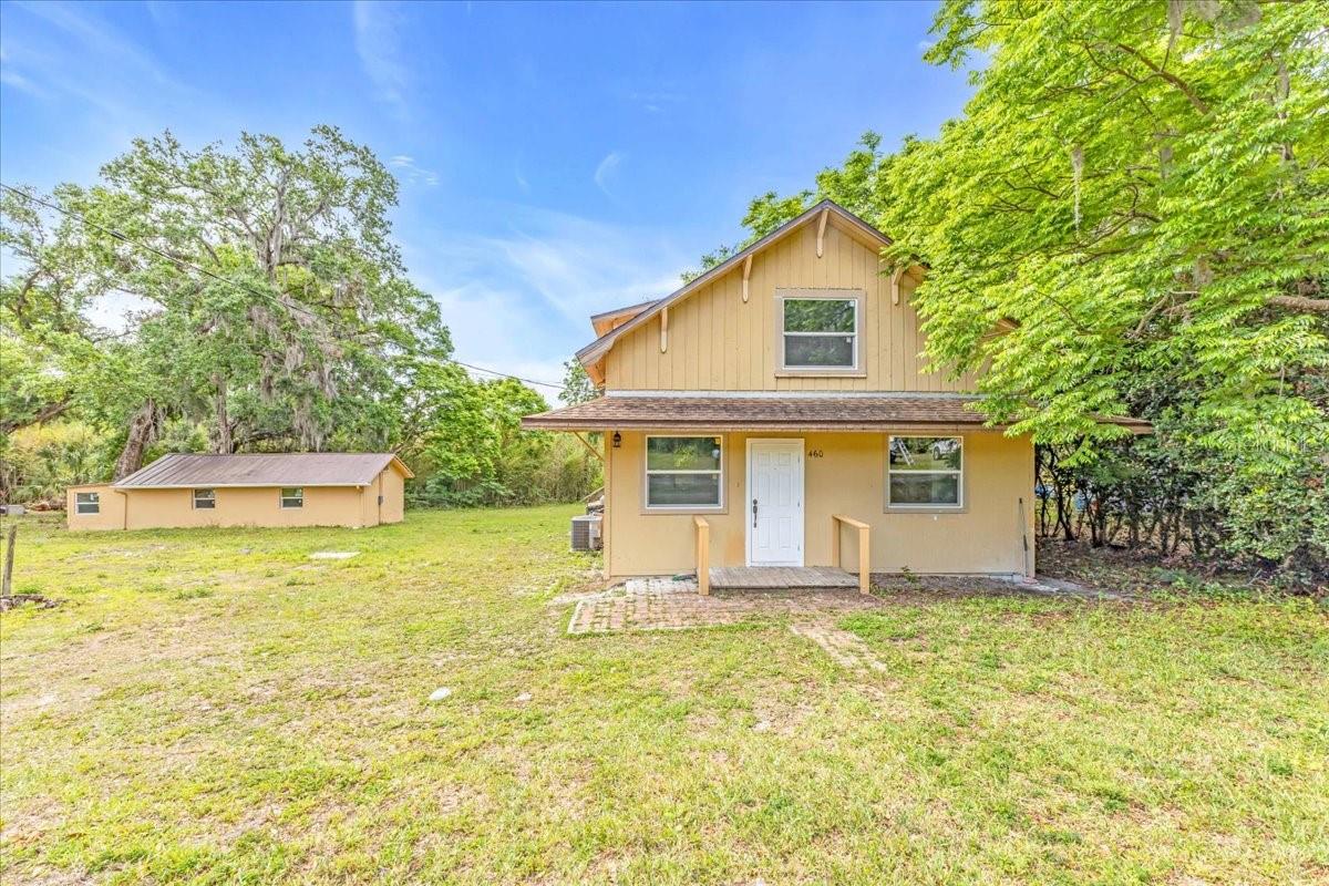 460 Rose St Property Photo