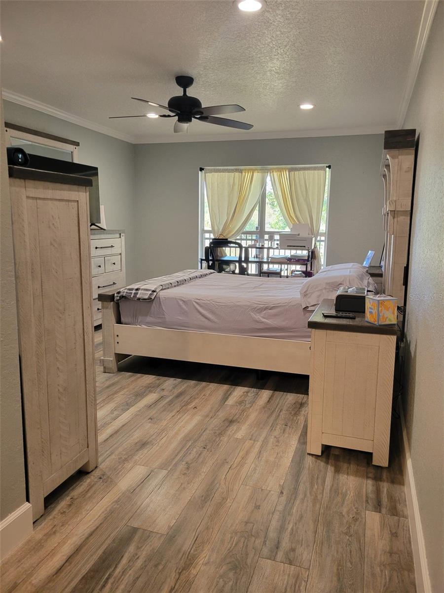 2600 Demaret Dr #327b Property Photo 18