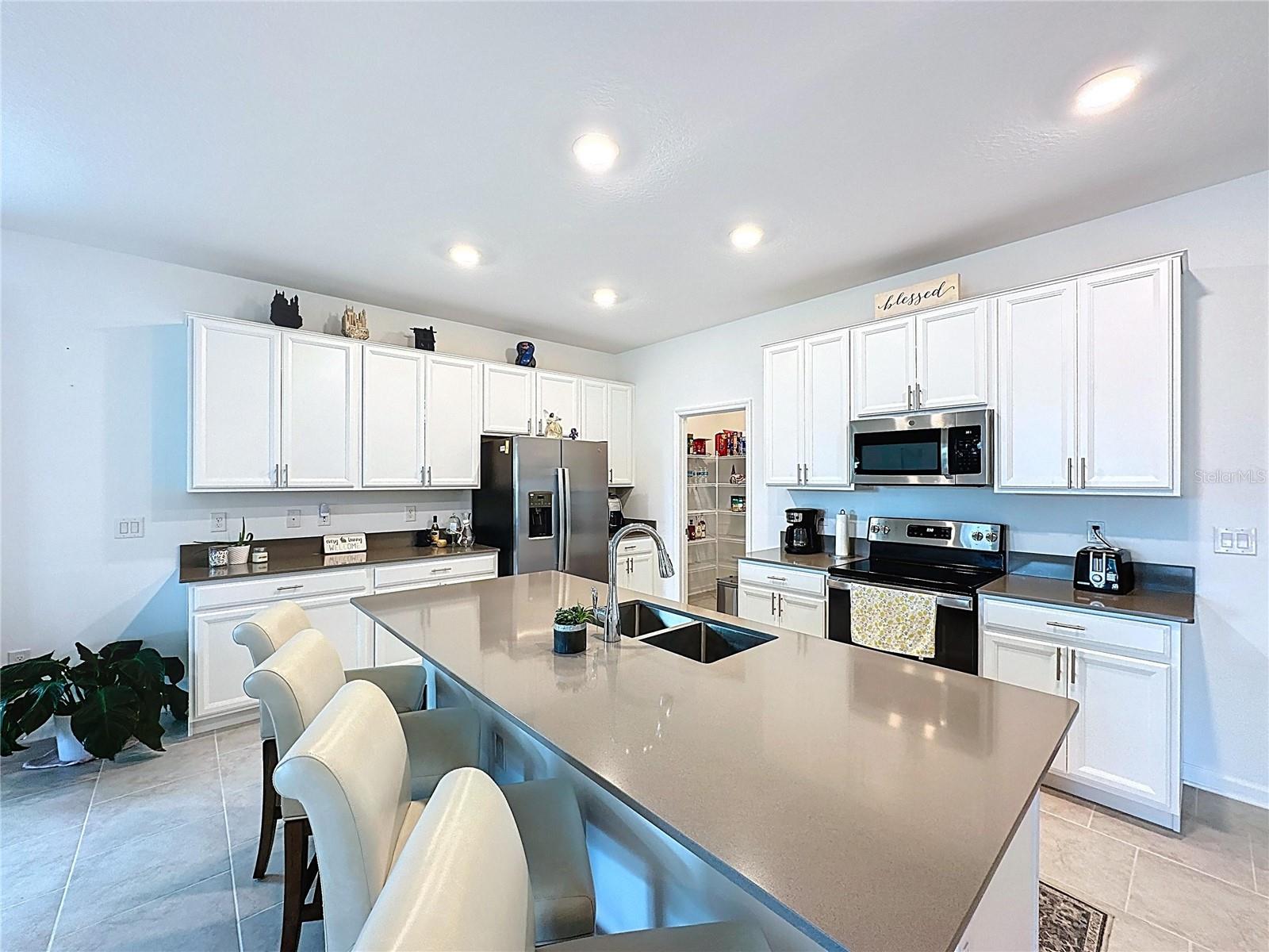 4190 Bull St Property Photo 17