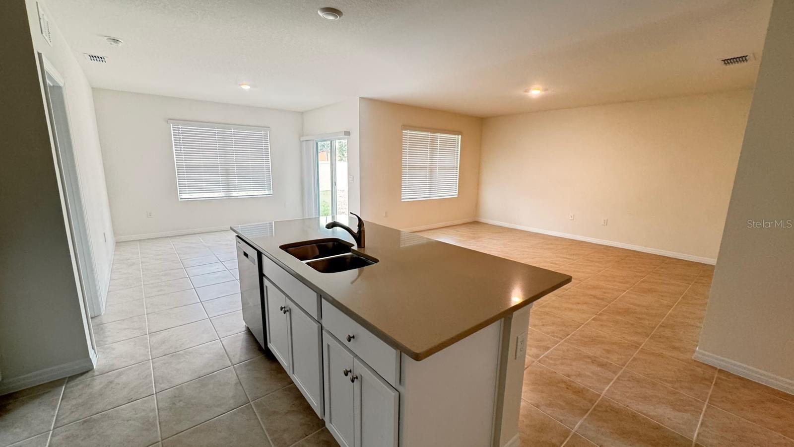 3041 Tobago Dr Property Photo 3