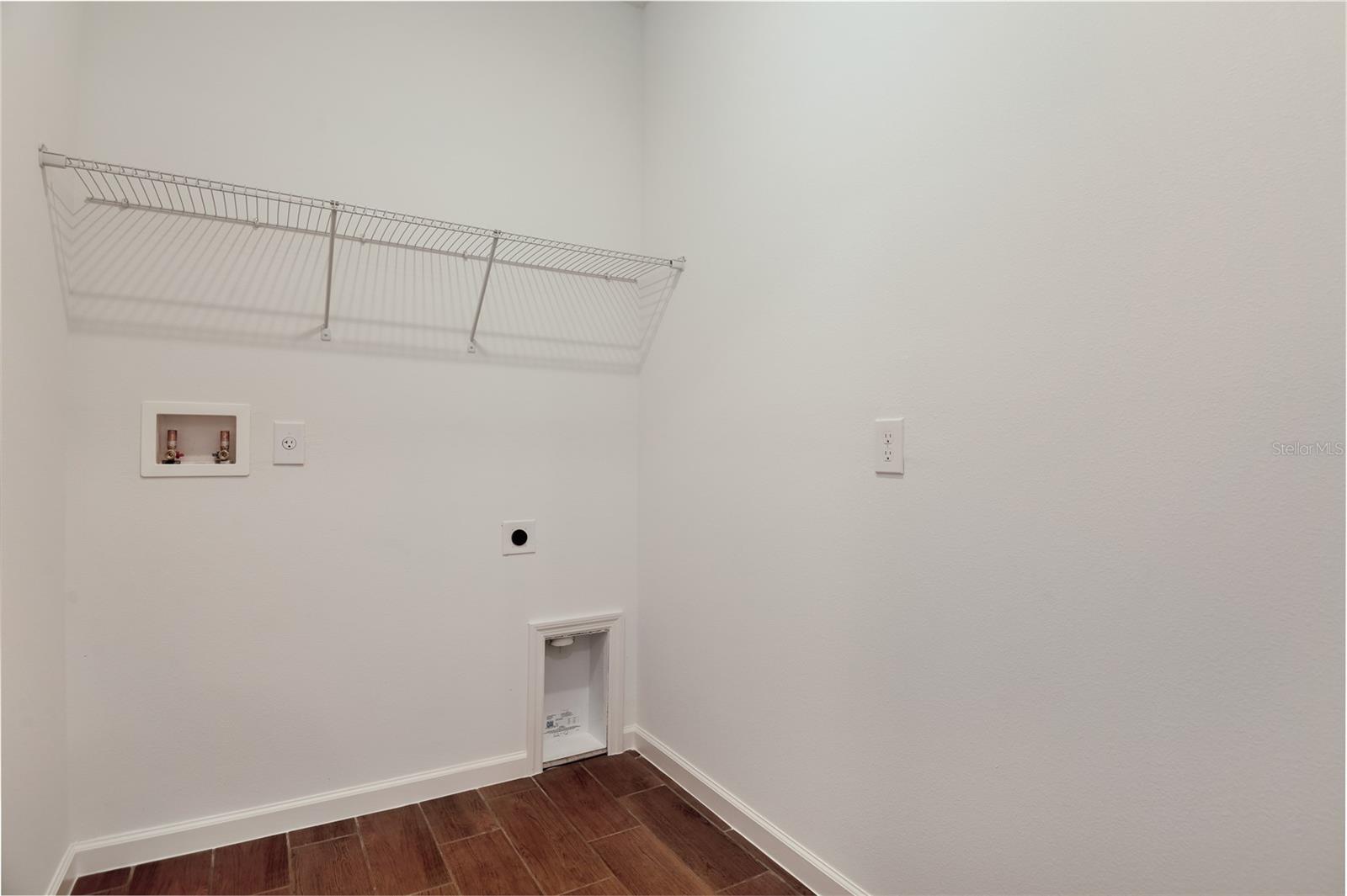 832 Lake Dell Rd Property Photo 16