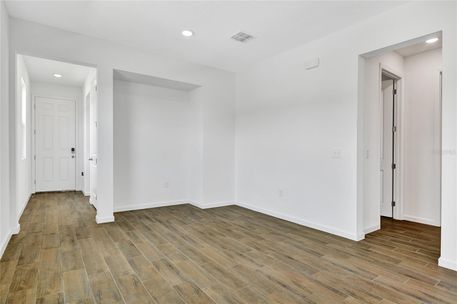 804 Lake Dell Rd Property Photo 3