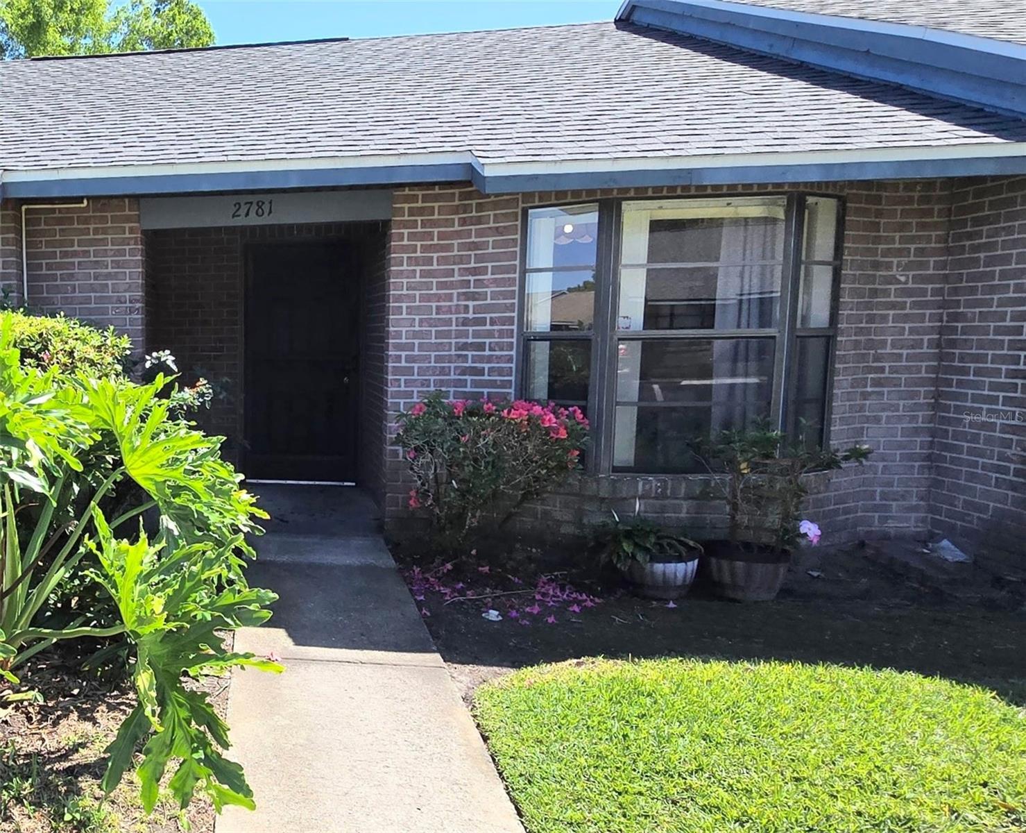 2781 King Oak Cir Property Photo